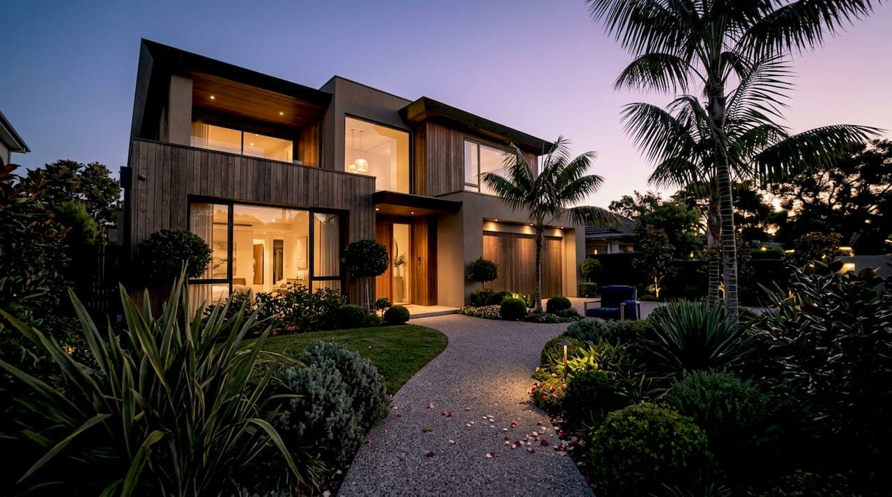 Luxury Real Estate Defined: What Buyers Must Know